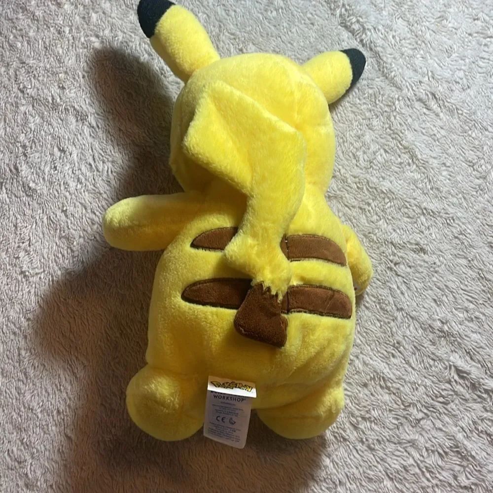 Build a banner, Pikachu plush - Picture 5 of 8
